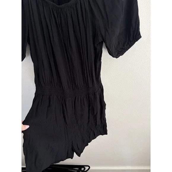 Loft Petites Black Short Sleeve Smocked Waist Romper Size SP Womens - Picture 4 of 6